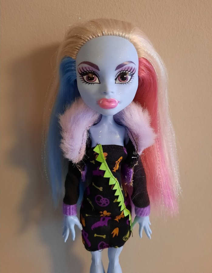 Monster High - Abbey Bominable - 2008/2010 Mattel