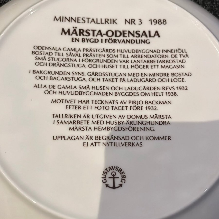 Minnestallrik Odensala Gamla Prästgård