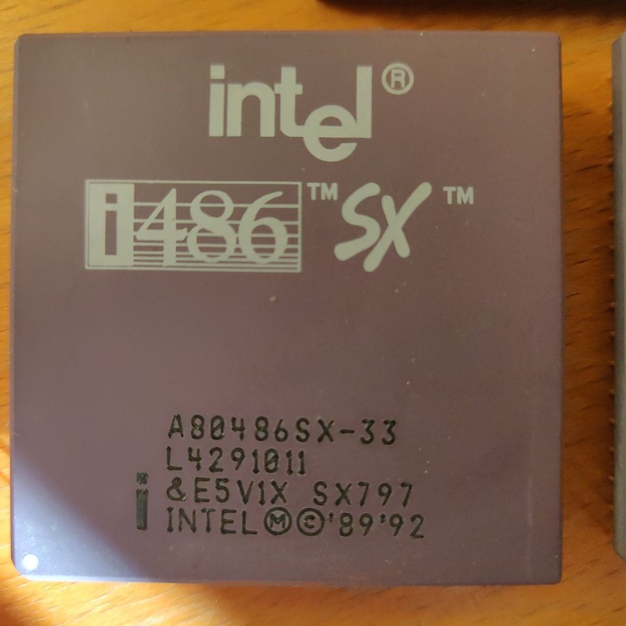 Intel i486 SX DX2 DX4 processorer