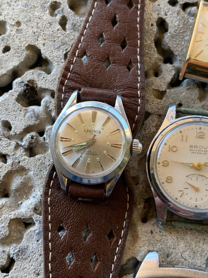 Vintage klockor Seiko-Angel, Tissot, Citizen, Lagonda mm