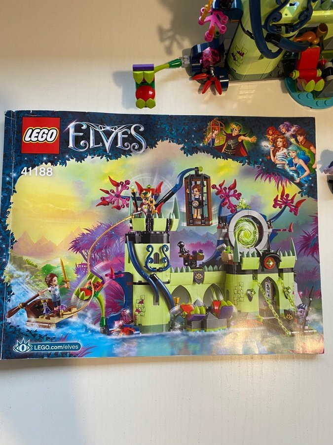 Lego Elves 41188 Rymning från trollkungens fästning