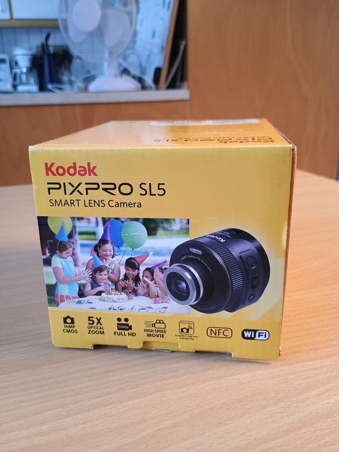 Kodak PixPro SL5 Smart Lens Camera