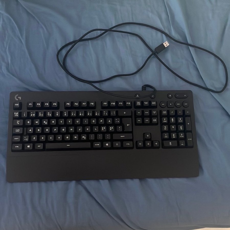 Logitech G213 Tangentbord