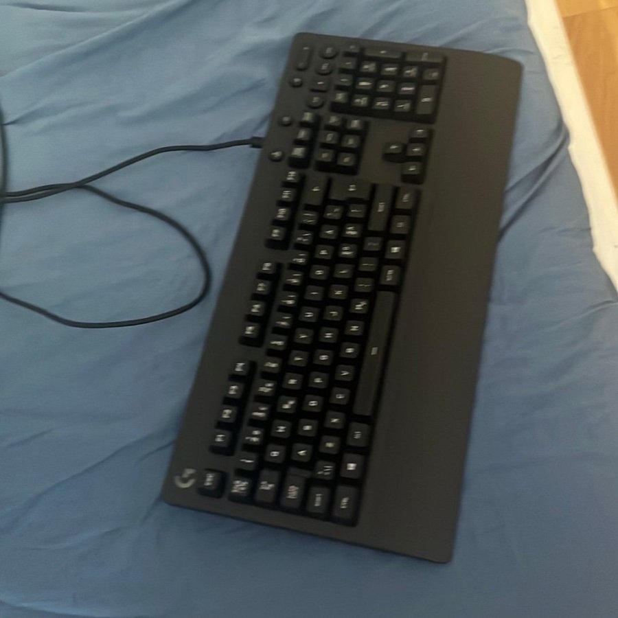 Logitech G213 Tangentbord