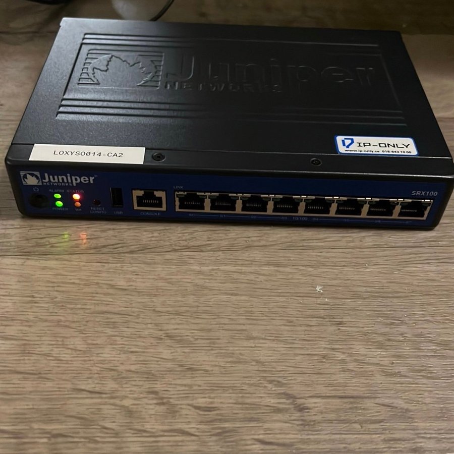 Juniper Networks SRX100 Firewall