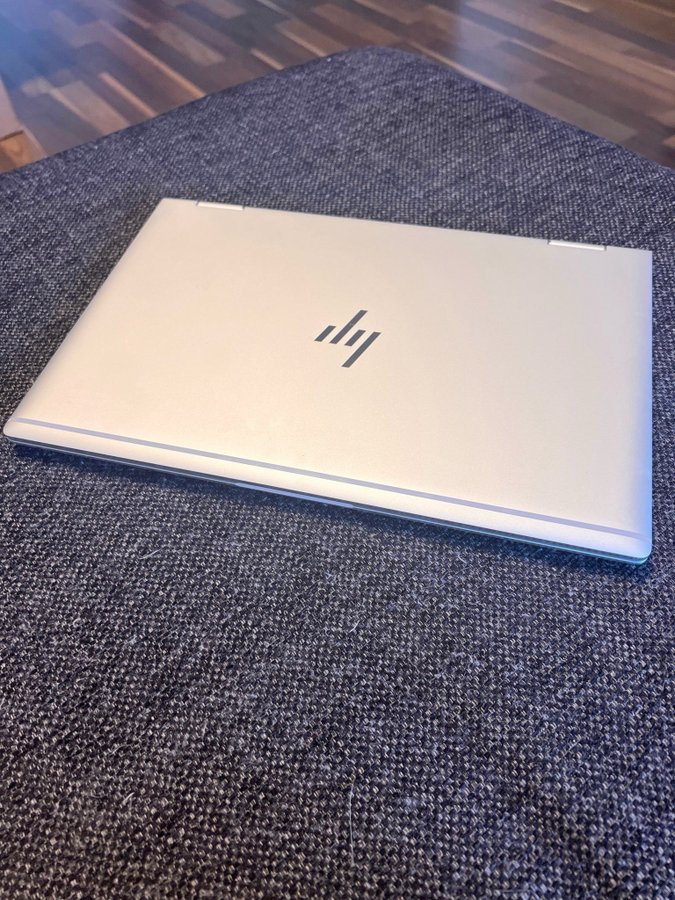 HP Elitebook x 360 1030 G4 touch