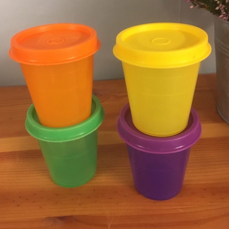 Tupperware Minibägare med lock