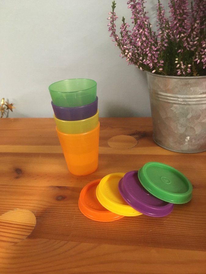 Tupperware Minibägare med lock