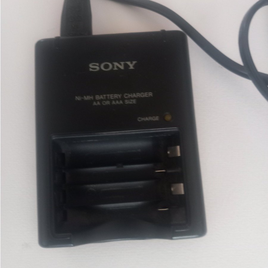 Sony Ni-MH Batteriladdare BC-CS2B