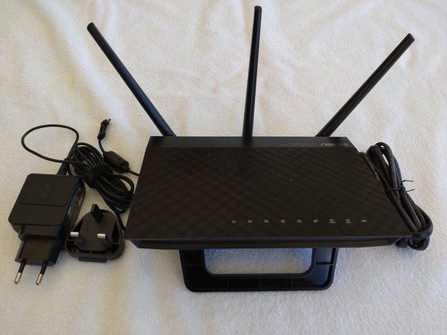 ASUS RT-N66U Gigabit Router Dual-band Wireless-N900