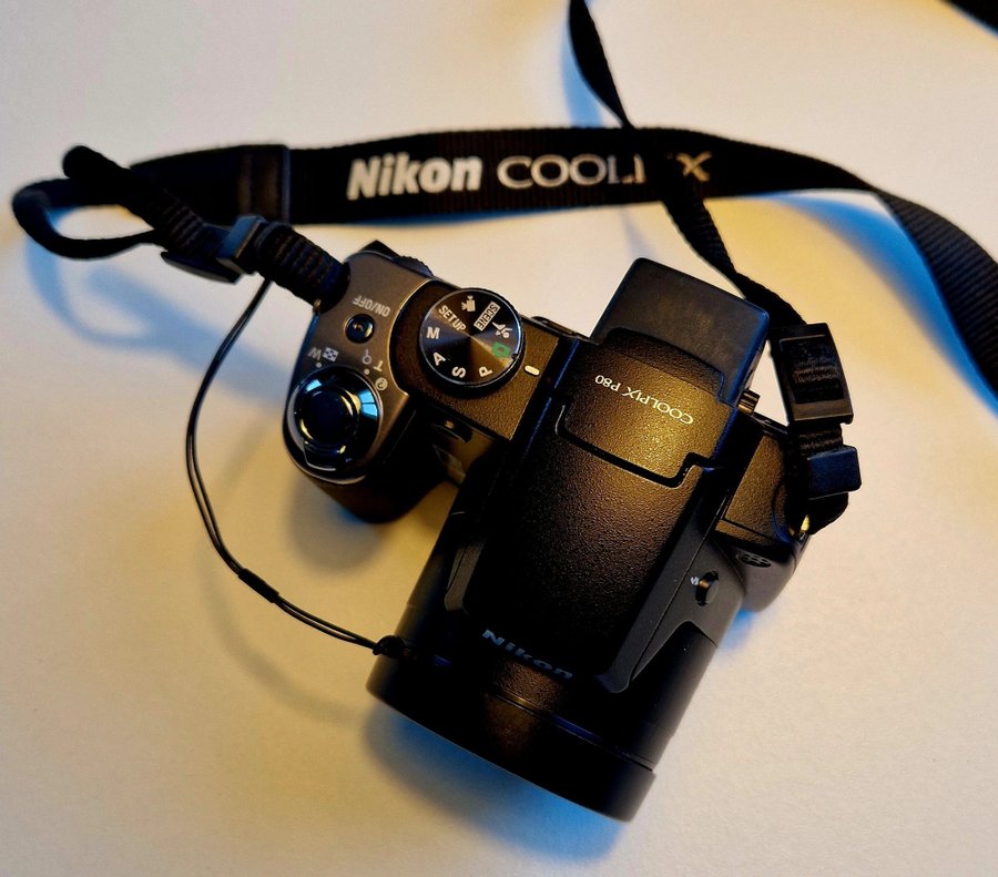 Nikon Coolpix P80