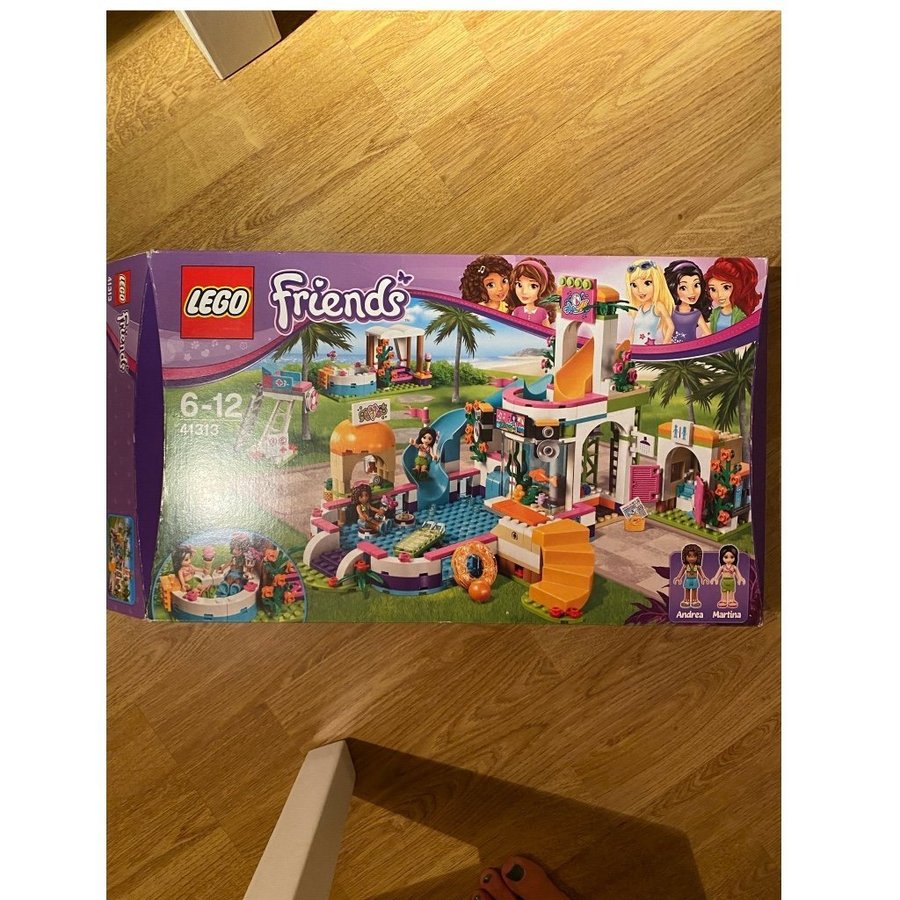 Lego Friends 41313 - heartlakes Sommarpool