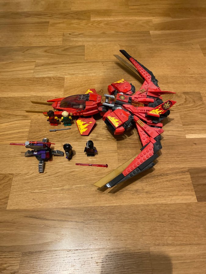 Lego Ninjago 71704 - Jay's Storm Fighter