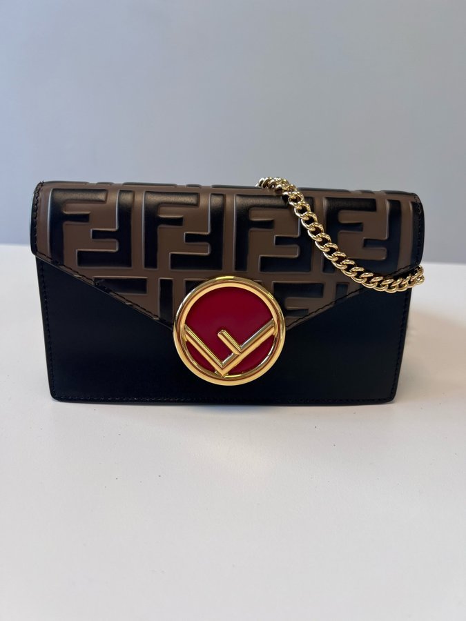 Fendi väska FF logo belt bag.