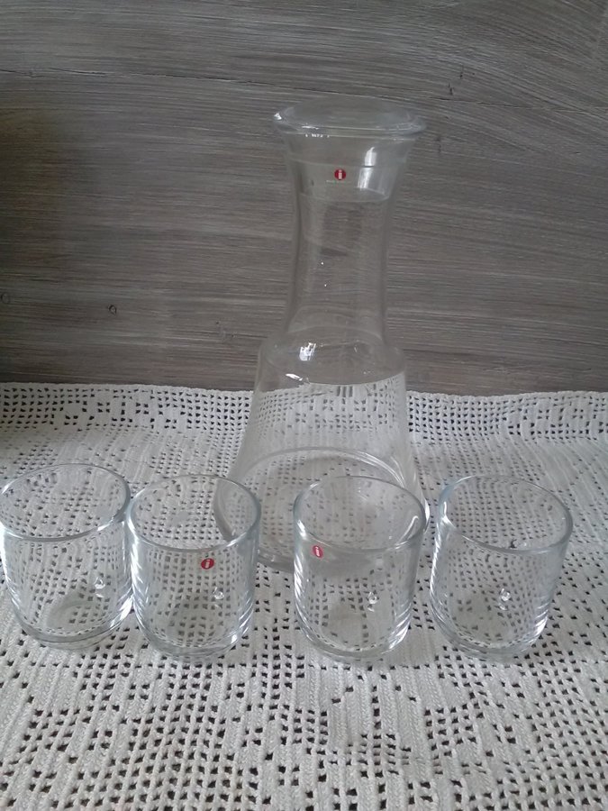 Karaff ITTALA samt 4 glas ITTALA Finland