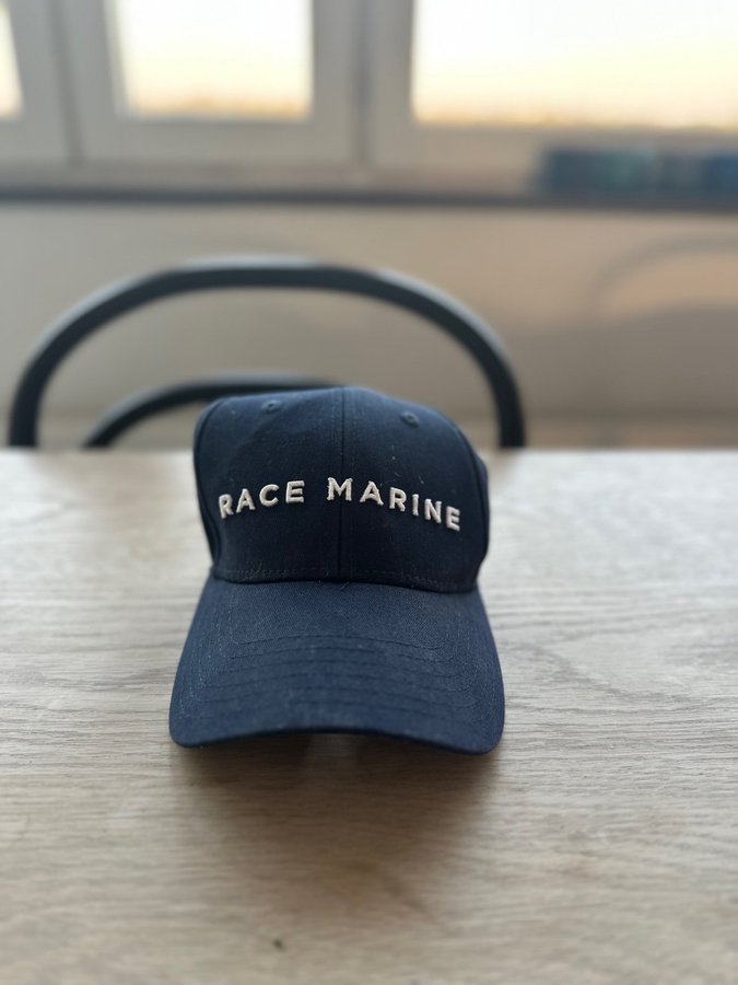 RACE MARINE mörkblå keps storlek ONE SIZE