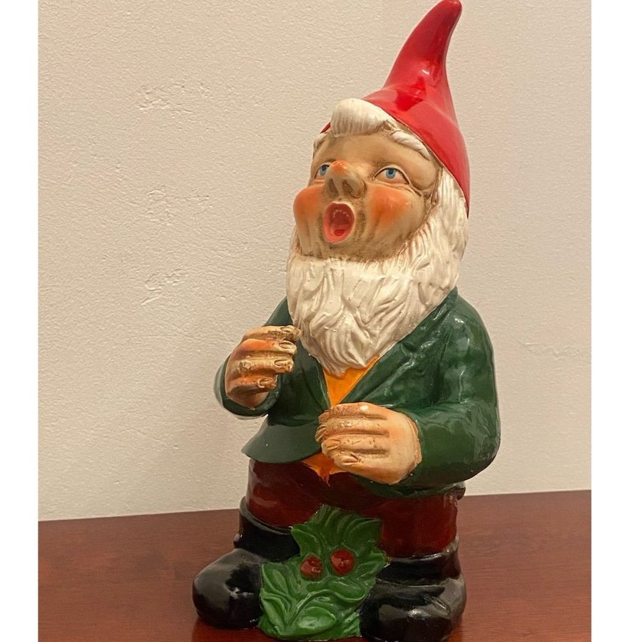 Tomtefigur / stor tomte 27 cm ” sjunger "troligtvis ” Tyskland ” 1900 talet