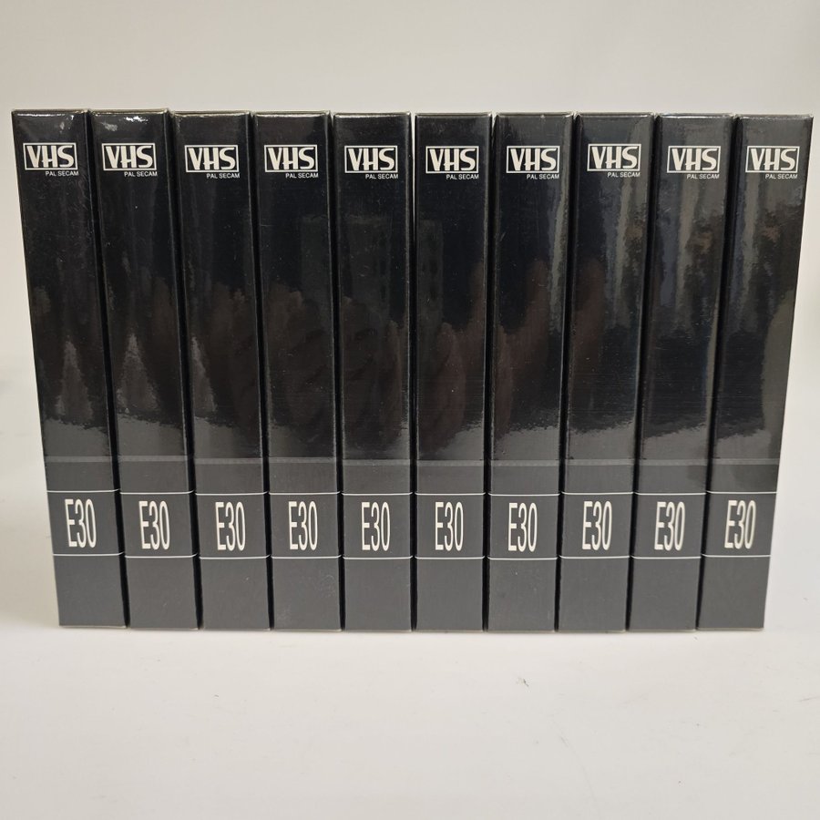 10 st nya VHS-kassetter Black Star E30 Professional