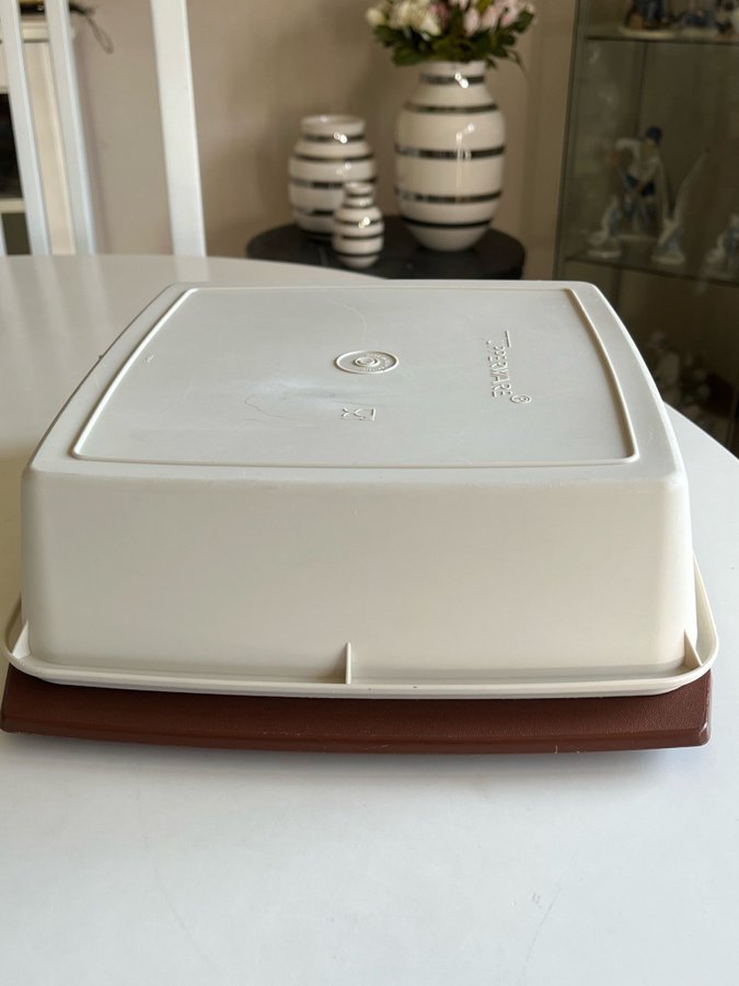 Tupperware retro burk med lock