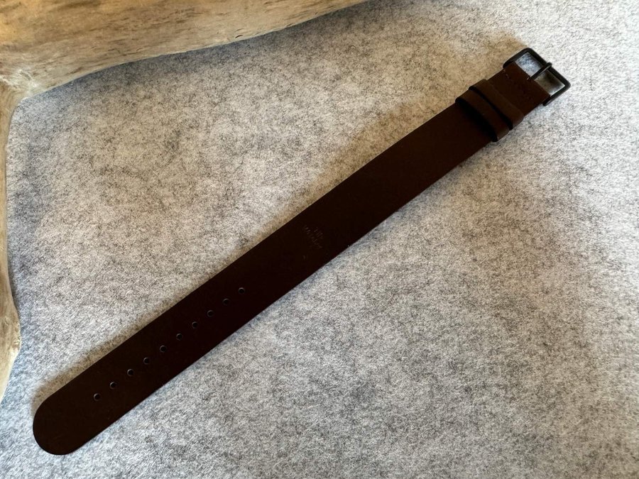 TID Watches Svart Läderrem NATO-strap i Äkta Kalvläder 21 mm - Mörkbrunt