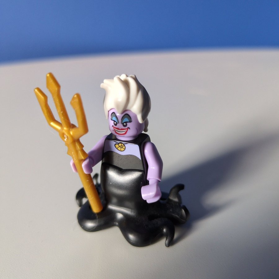 LEGO CMF Disney SERIES 1 Ursula