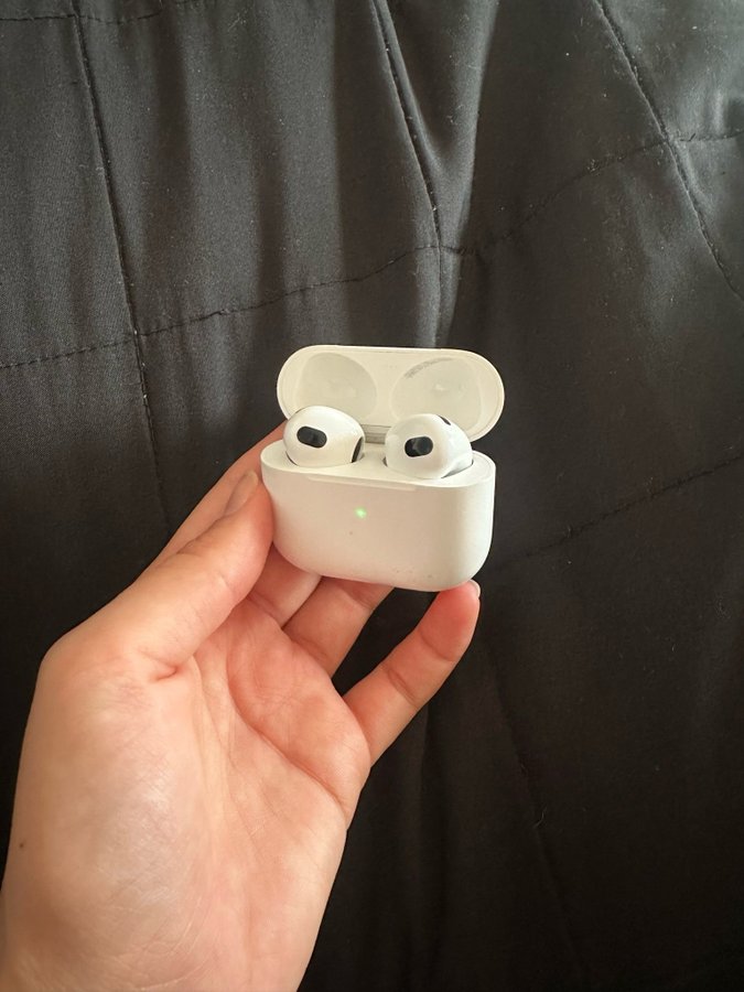 Apple AirPods (3:e generationen)