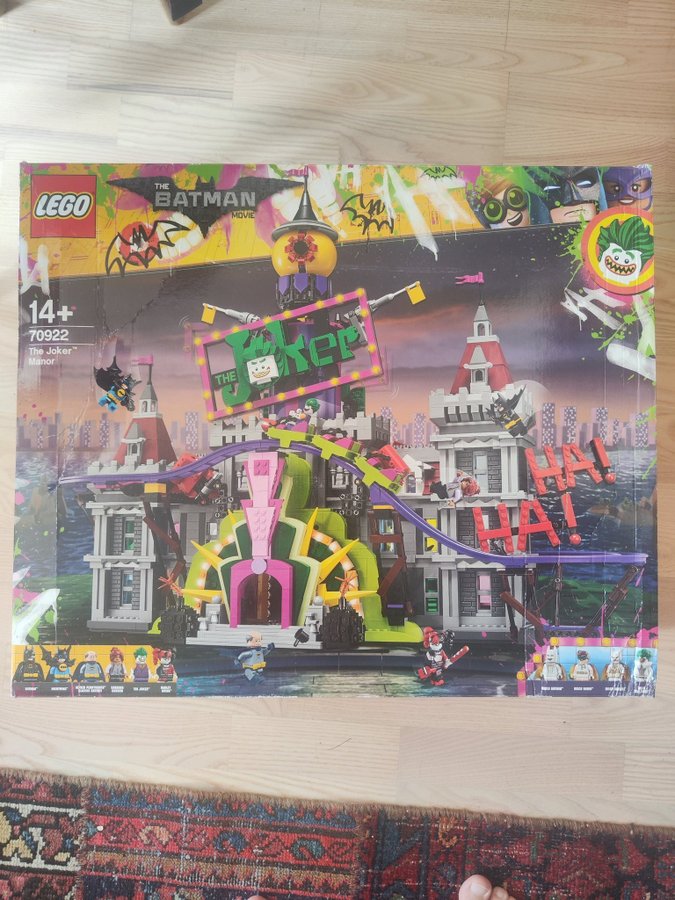 LEGO batman 70922 The Joker Manor