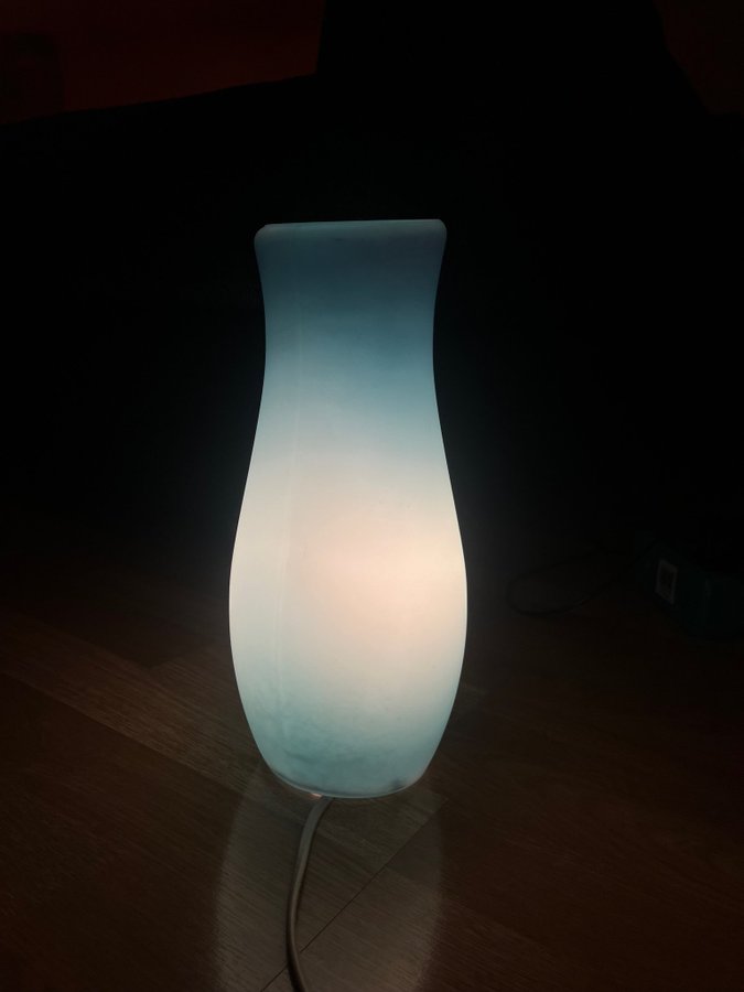 Retro Lampa Ikea Mylonit i färgen blå