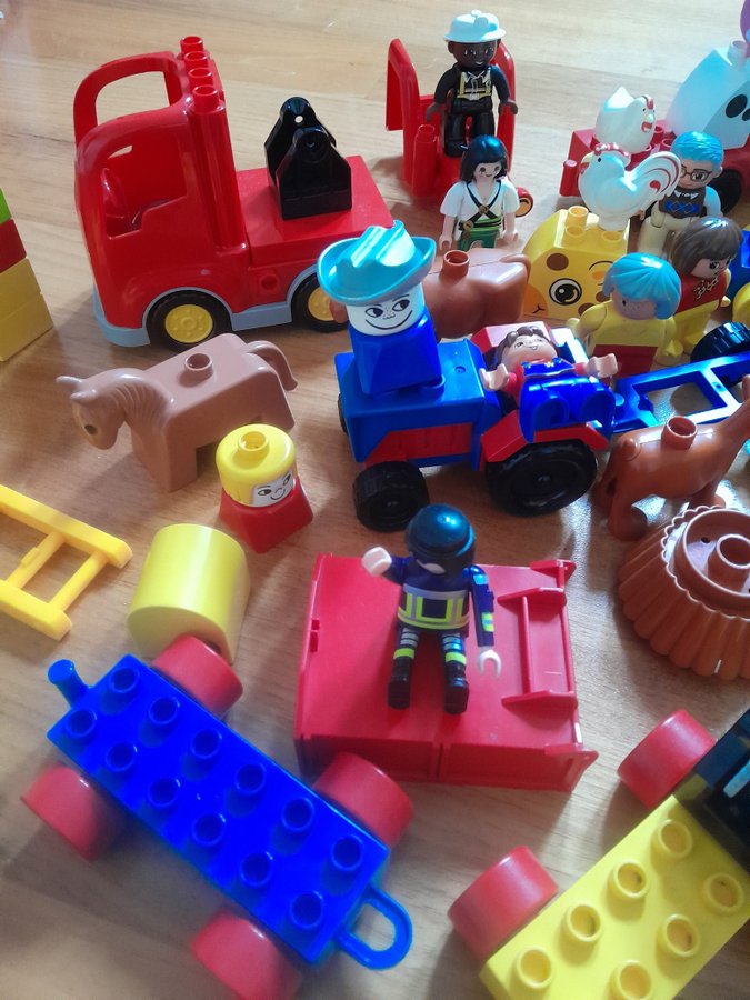 3.5 kg Lego Duplo - Stor samling med figurer, fordon och byggstenar