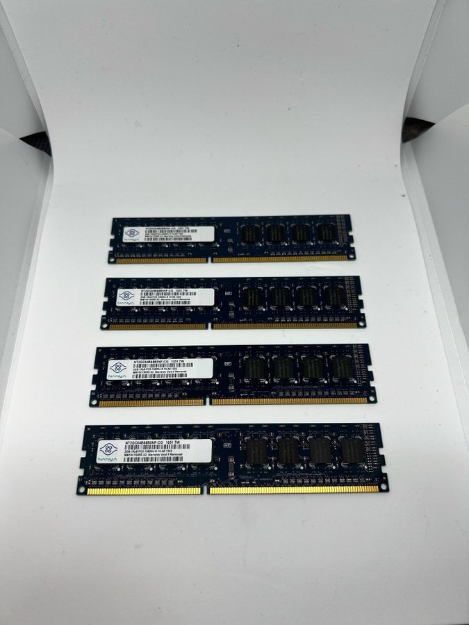 4 st Nanya 2GB DDR3 1333MHz PC3-10600U