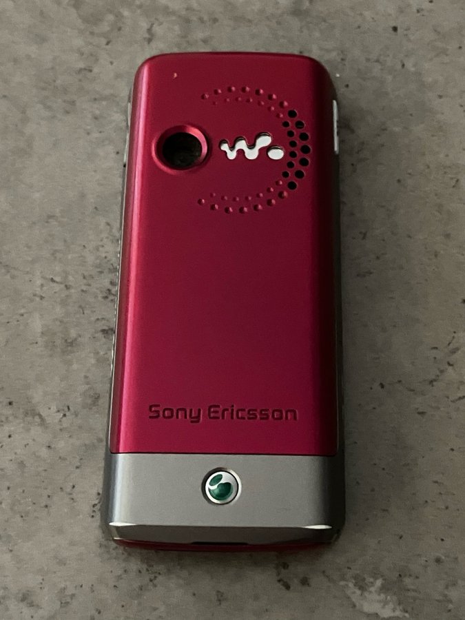 Ericsson W200i Walkman mobiltelefon fint skick!