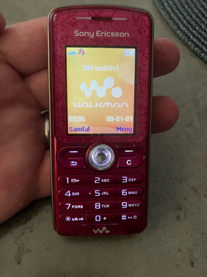 Ericsson W200i Walkman mobiltelefon fint skick!