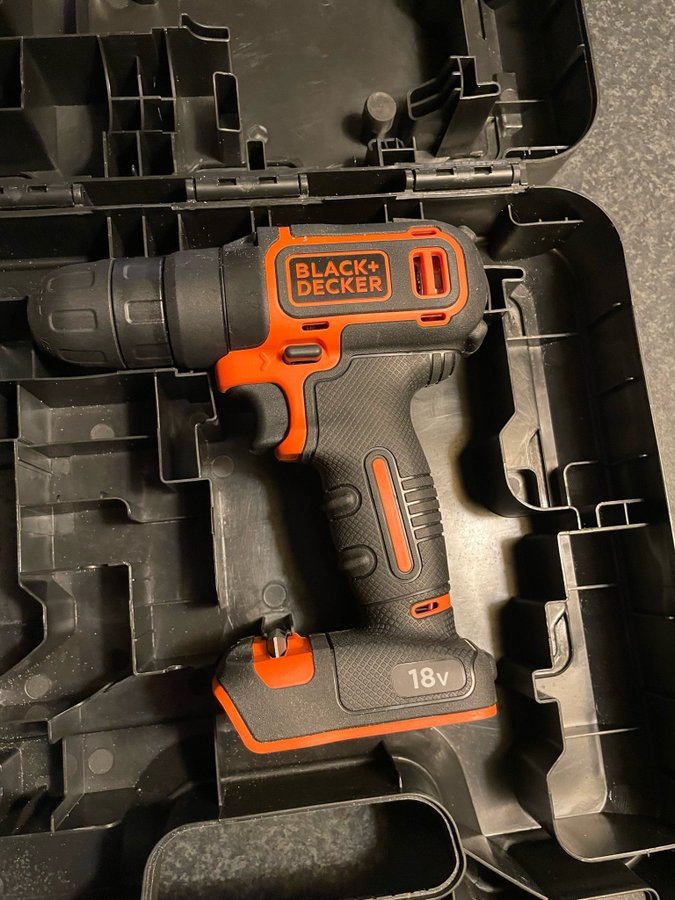 Black+Decker 18V skruvdragare