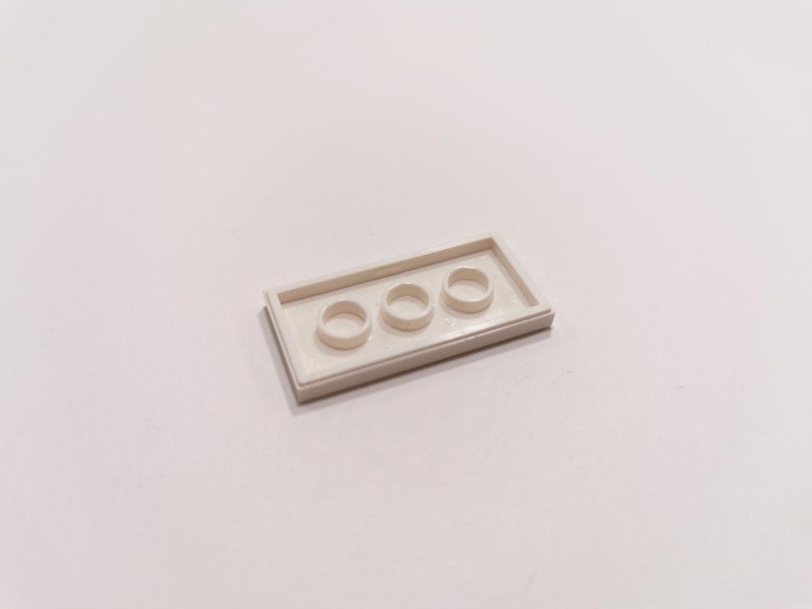 Lego - tile - slät - bas - 2x4 - part 87079 - vit