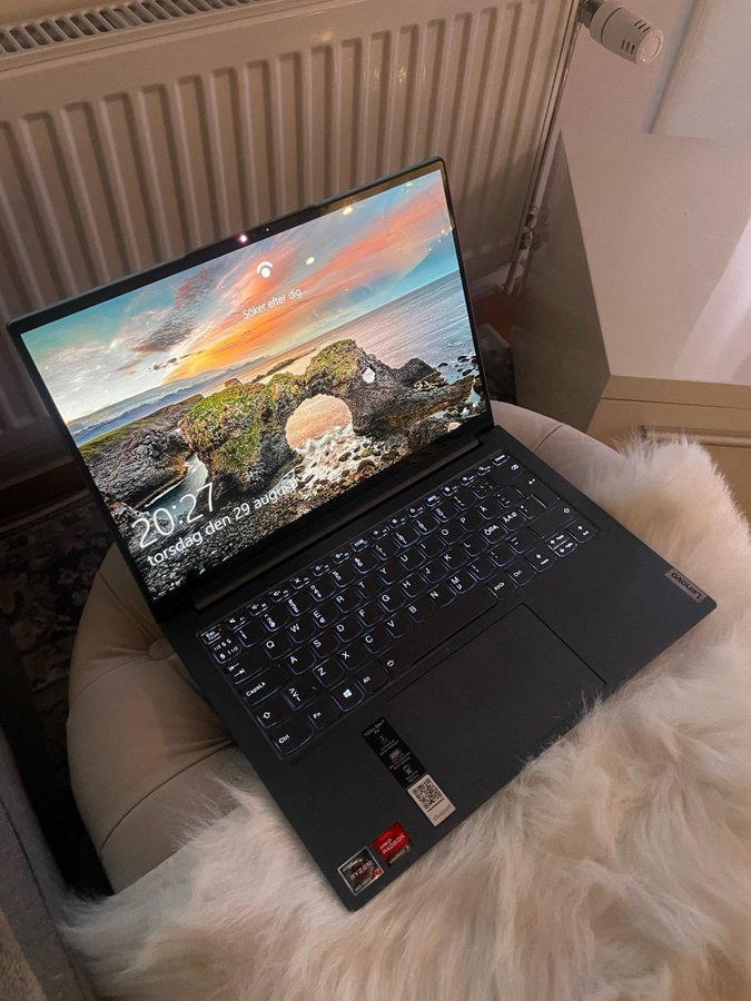 Lenovo Yoga Slim 7 Pro - 14” | Ryzen 7 | 16GB | 512GB | 90Hz | OLED