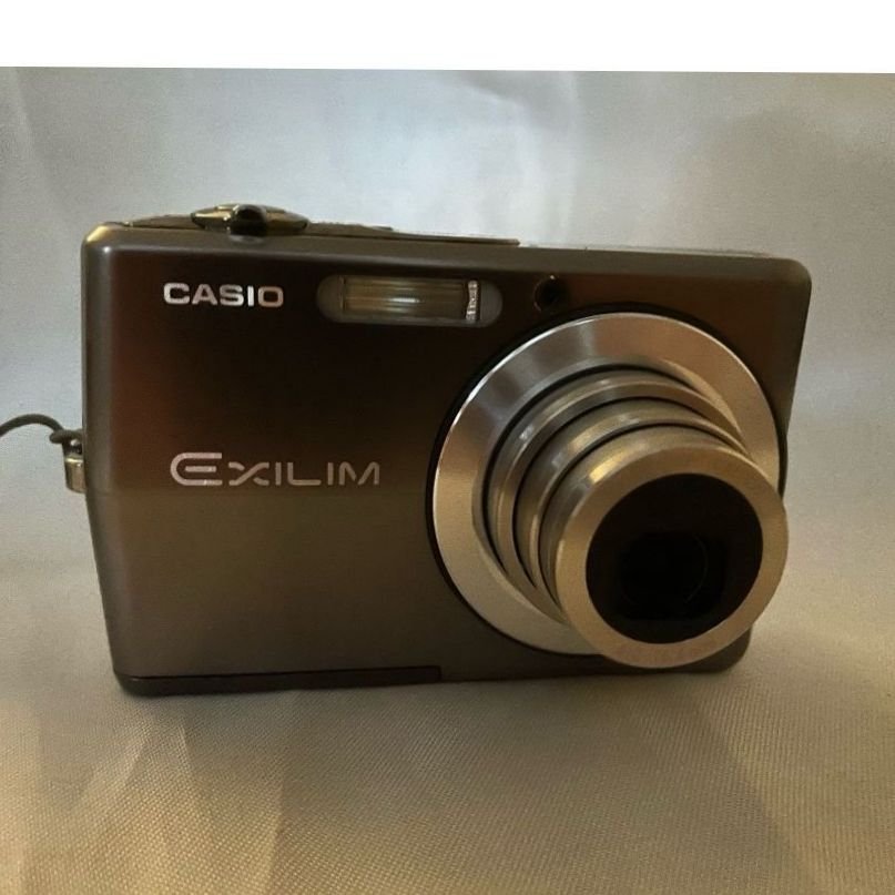 Casio Exilim Ex-Z700 72 MP Digitalkamera