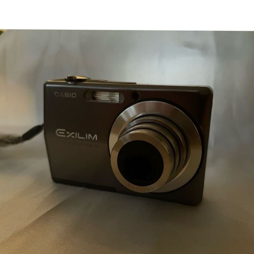 Casio Exilim Ex-Z700 72 MP Digitalkamera