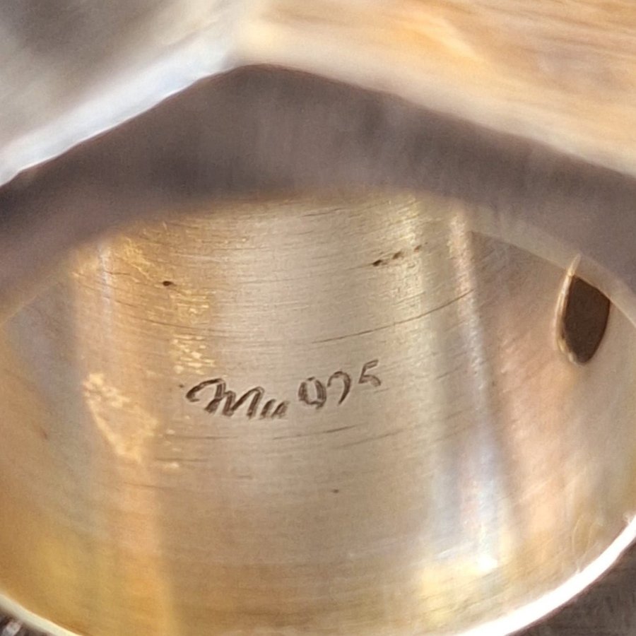 Ovanlig Designad 925 stämplat silverring Desingstämpel Mu