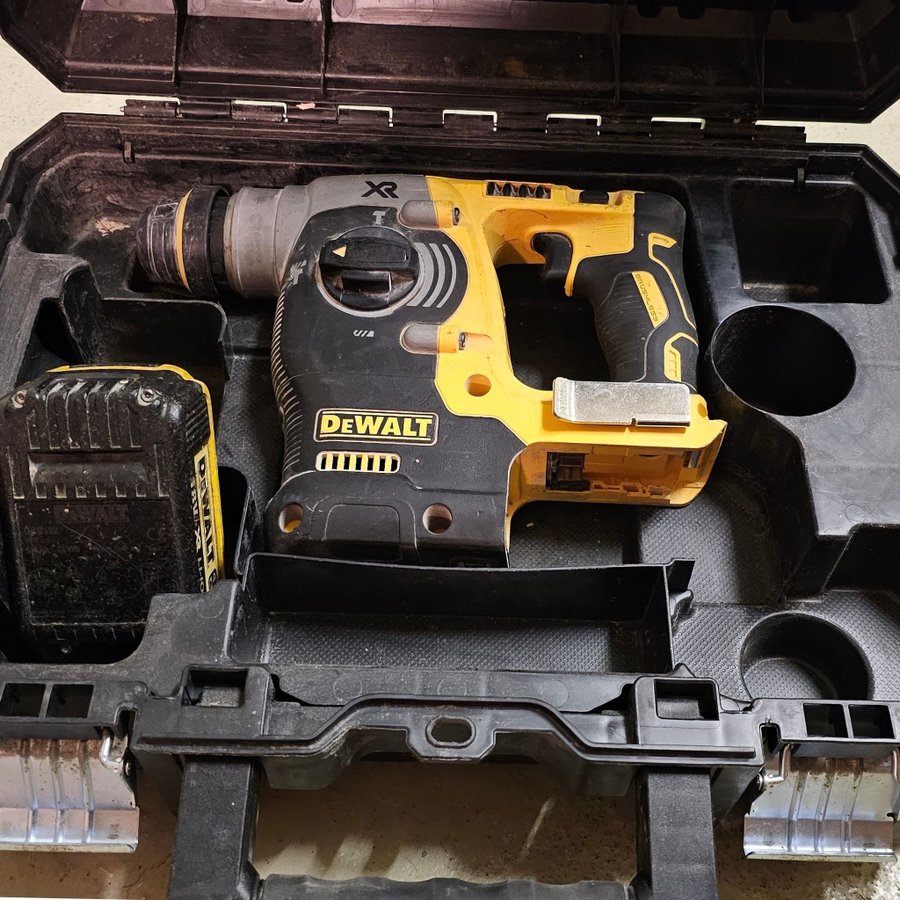 DEWALT DCH273NT 18V XR Borrhammare