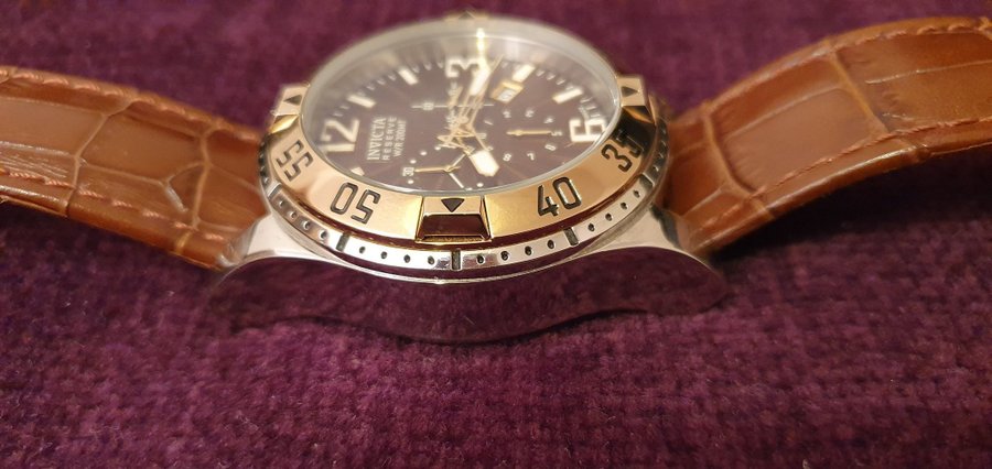 Invicta Reserve Excursion - Herrarmbandsur 50 mm i original box.