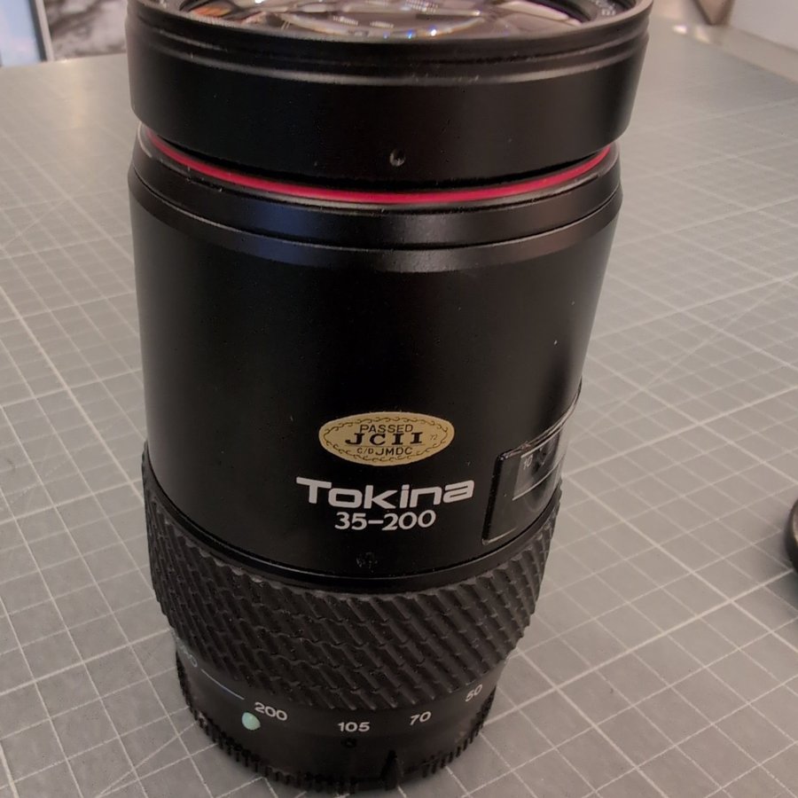 Tokina 35-200mm 1:4-5.6 AF Objektiv