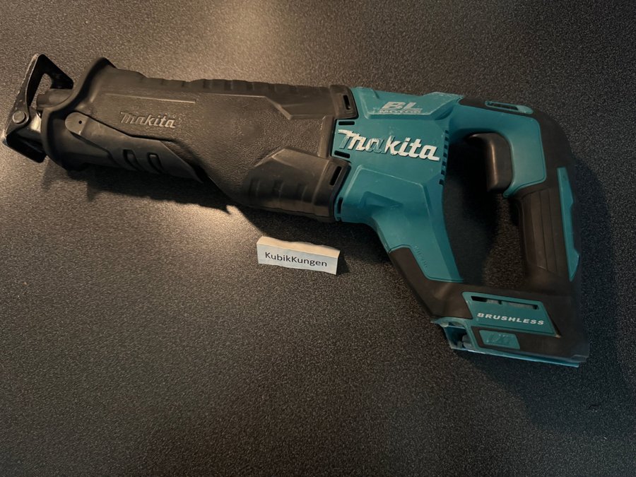 MAKITA 18V Tigersåg DJR187 - Nypris 2395:-