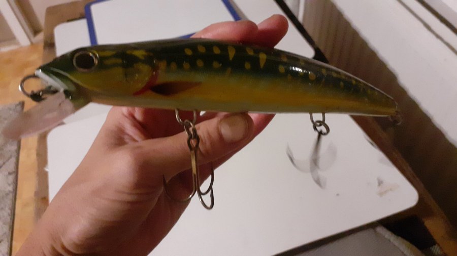 Gäddwobbler Strike Pro 100g storgäddan trolling