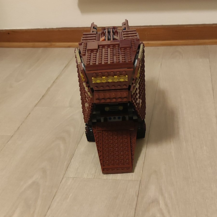 LEGO Star Wars 75220 Sandcrawler