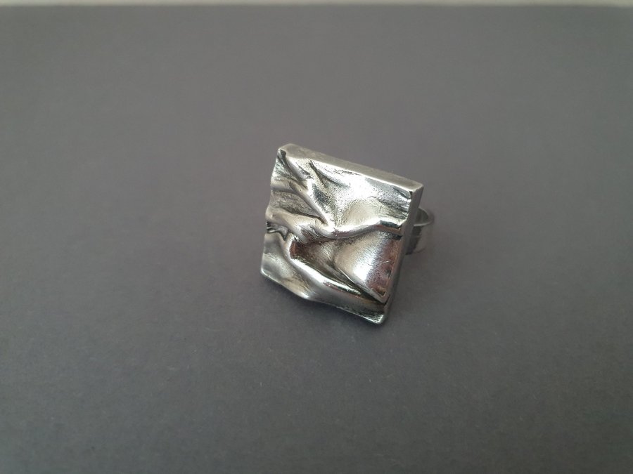 Silver Ring 925 av Matii J Hyvarinen Sirokoru Finland Vikt 14,6 gr Stämplad