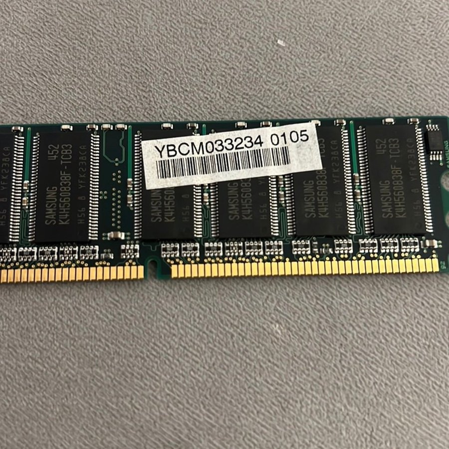 Samsung 256 MB DDR MINNE. RAM