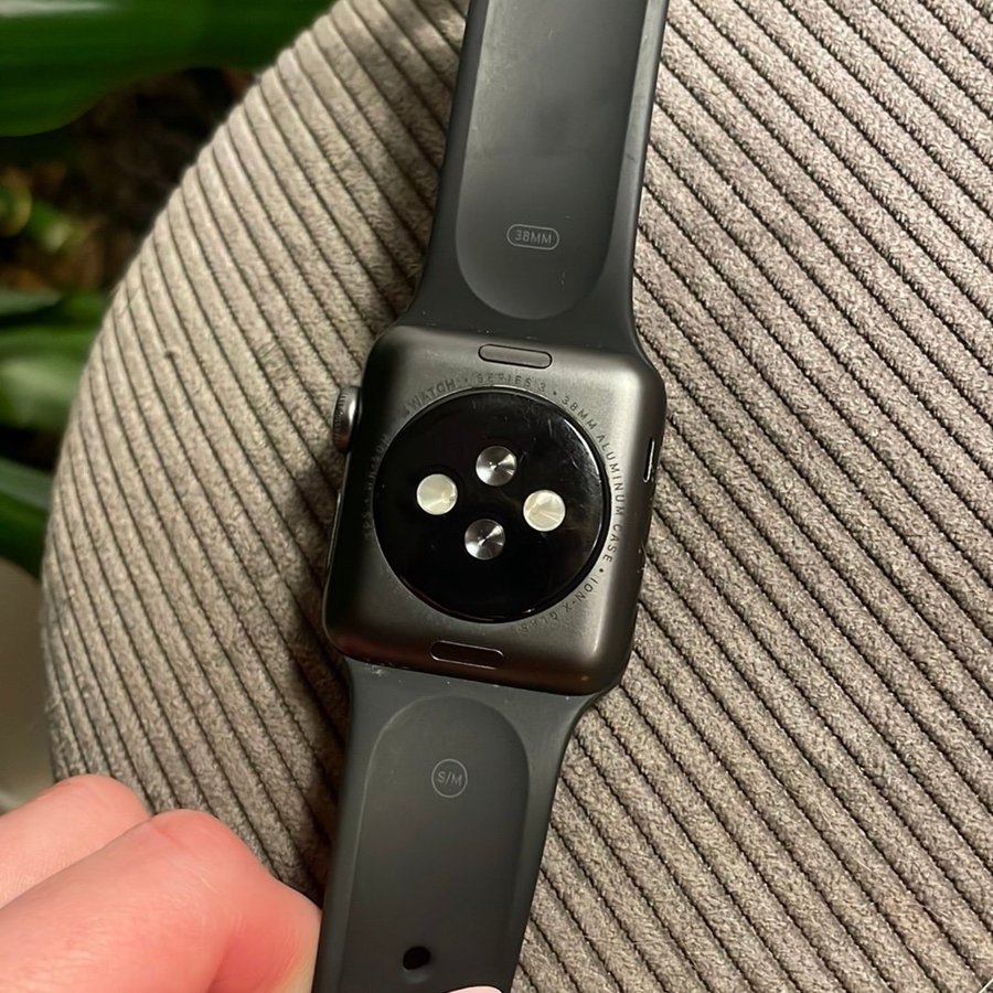 Apple Watch Series 3 38mm Sort