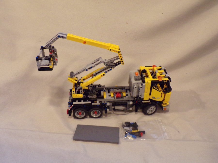 Lego technic 8292 Cherry picker motoriserad skylift