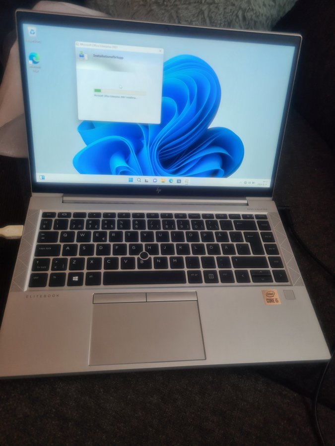 HP EliteBook 840 G7-256 GB SSD-16 GB RAM-WIndows 11