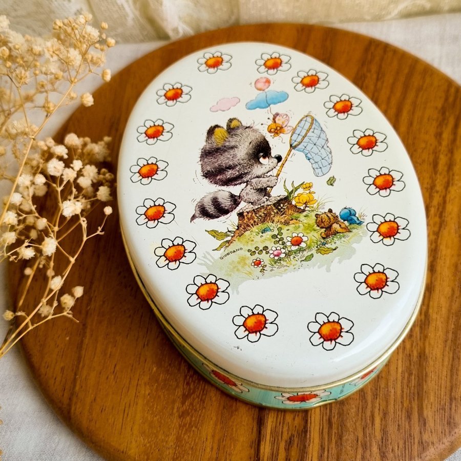 Vintage Giordano Raccoon Tin Box | 70s 80s 90s Seventies Eighties Nineties 1970s